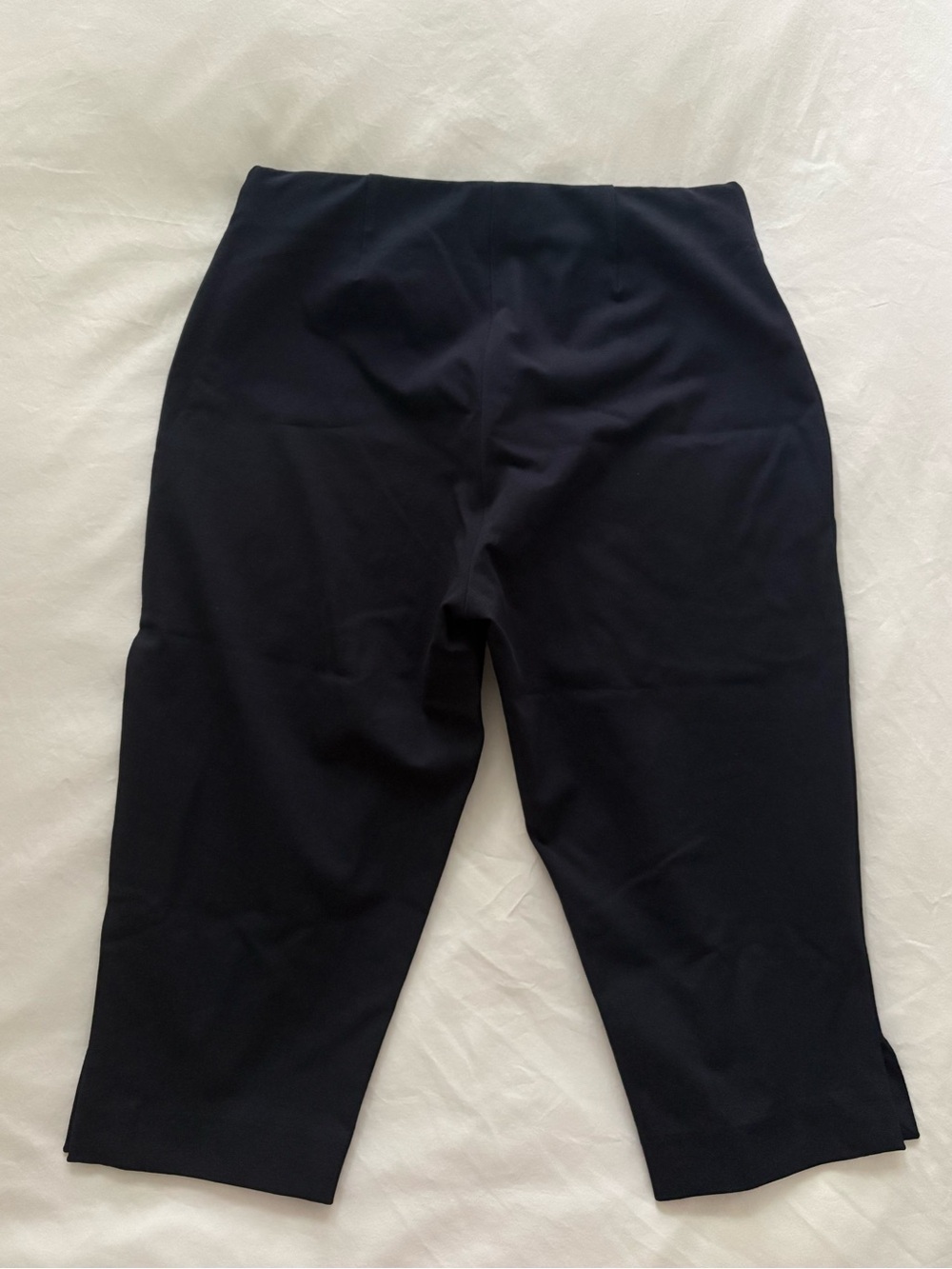 NWT Aritzia Babaton Skyline Capri Navy - Picture 8 of 12
